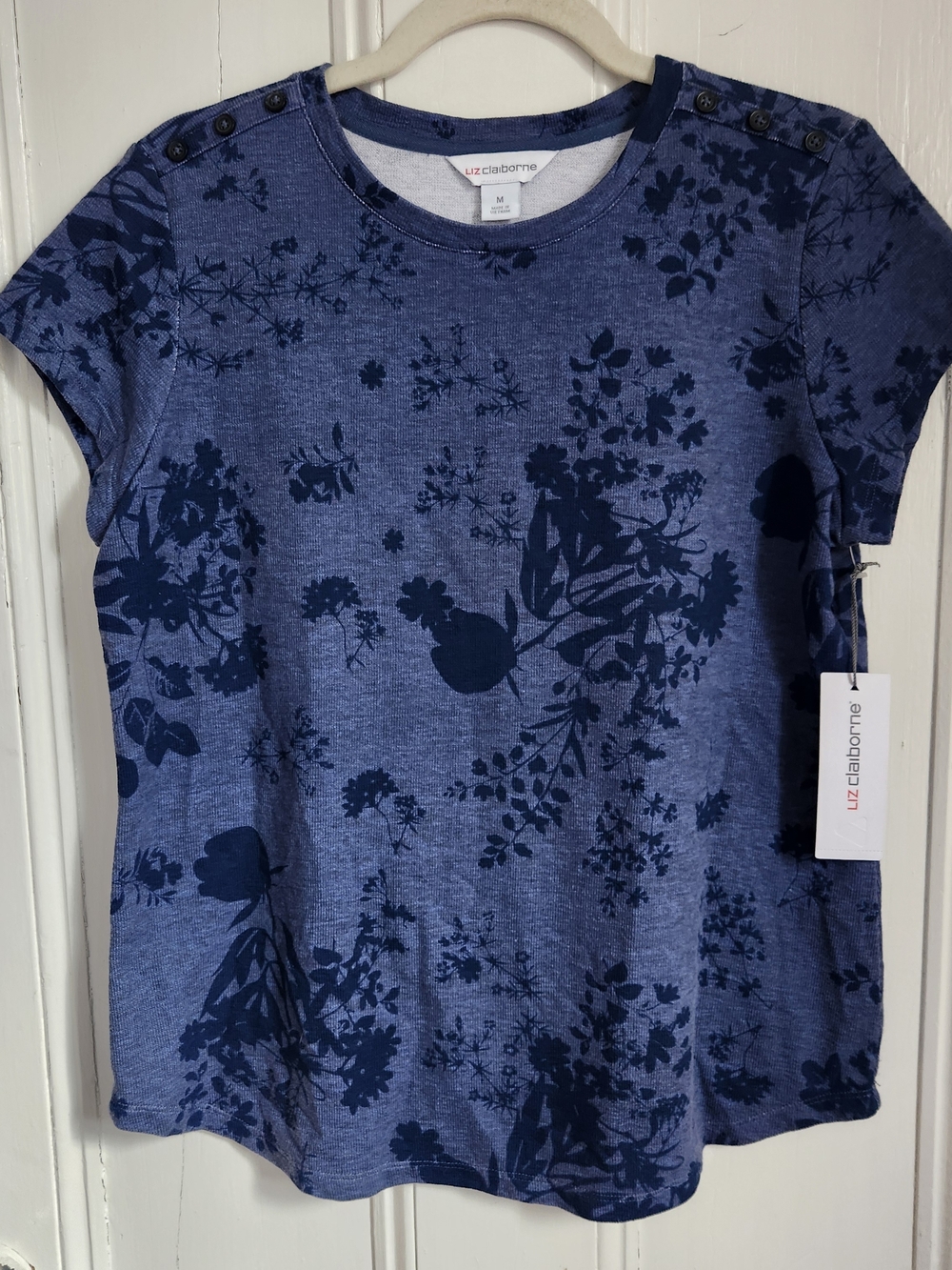NWT Liz Claiborne Navy Floral Short Sleeve Top Size M
